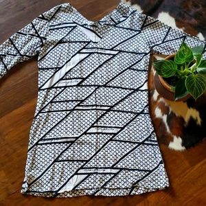 Living Hula 3/4 sleeve dress